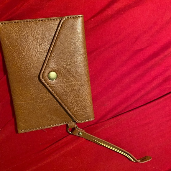 Born o concept brown leather purse and card holder - Picture 16 of 17